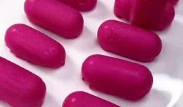 小朋友吃火龙瓜,小朋友的快乐美食之旅