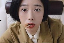 秦海璐吃瓜表情