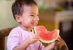 宝宝吃瓜语言,萌态十足，语言魅力无限