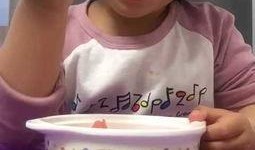 带你吃瓜儿童搞笑视频