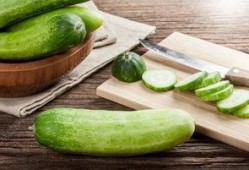 吃瓜连皮吃有危害吗,健康风险揭秘