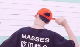 热门吃瓜头像男生图片,揭秘热门男生吃瓜头像背后的故事