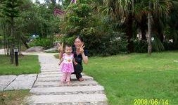 东湖公园吃瓜事件视频