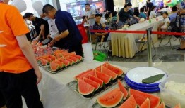 吃瓜节 商场,商场里的夏日美食盛宴