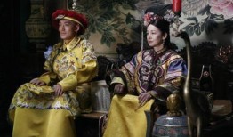 穿越清朝吃瓜看戏,品瓜赏戏，尽览大清风云