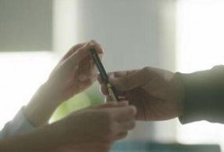 真爱粉吃瓜的视频,吃瓜视频背后的精彩故事