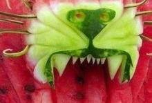 红玉圣殿涅槃吃瓜,一场吃瓜群众的狂欢盛宴