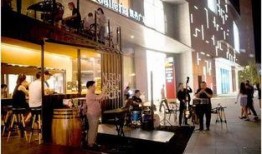 酒吧的日常吃瓜,揭秘夜生活里的八卦风云