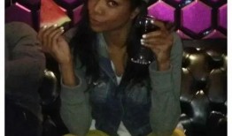 吃瓜的姿势视频,揭秘吃瓜姿势视频的火爆之谜