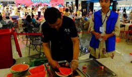 吃瓜节 商场,商场里的夏日美食盛宴