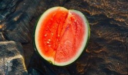 鸿钧吃瓜,揭秘娱乐圈幕后风云