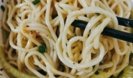 吃瓜面拌酱,夏日消暑美食新宠